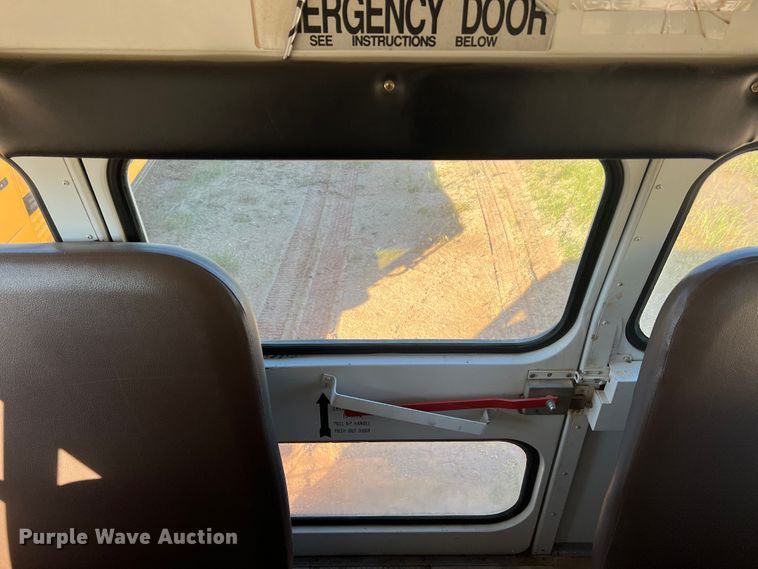 image for item MR9838 2005 Blue Bird Vision  school bus