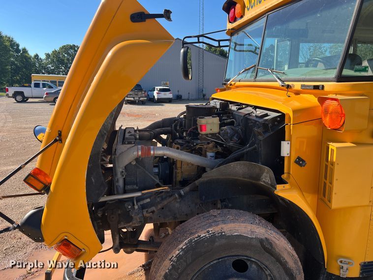 image for item MR9838 2005 Blue Bird Vision  school bus