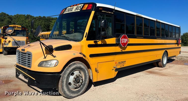 image for item MR9839 2009 Freightliner B2  school bus