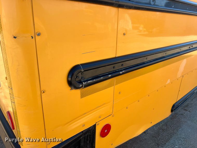 image for item MR9839 2009 Freightliner B2  school bus