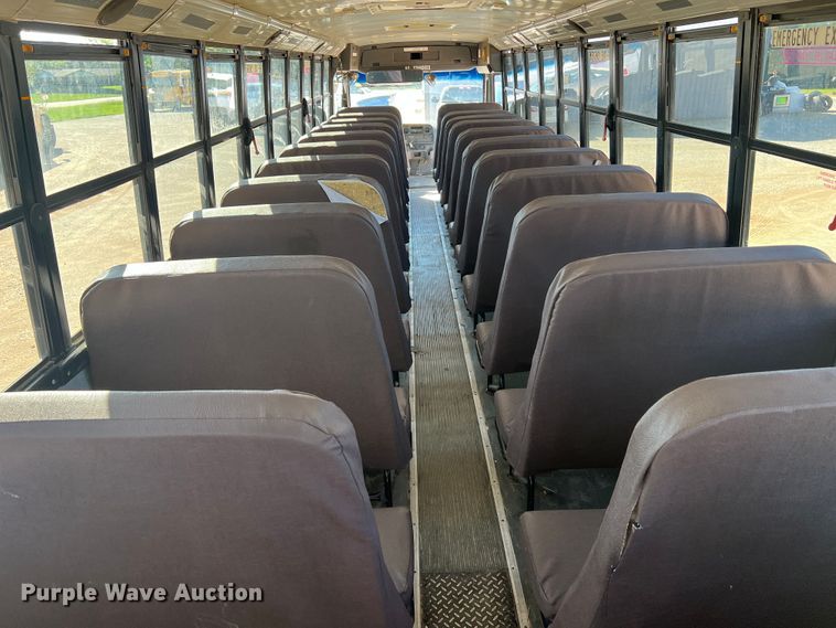 image for item MR9839 2009 Freightliner B2  school bus