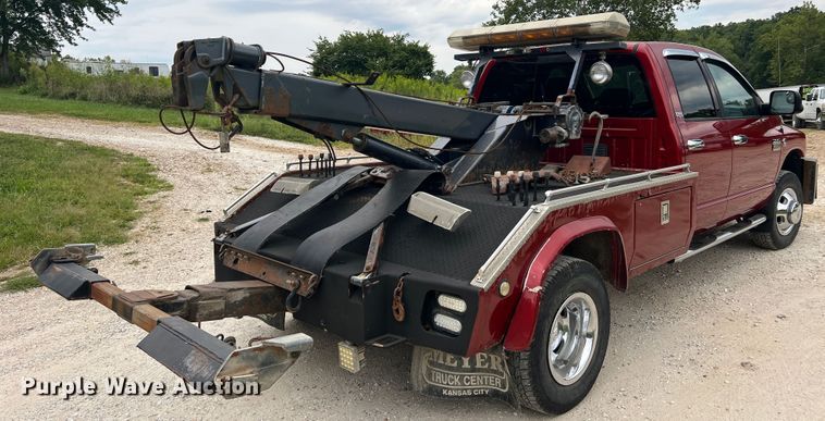image for item MR9855 2007 Dodge Ram 3500HD Laramie  Quad Cab tow truck