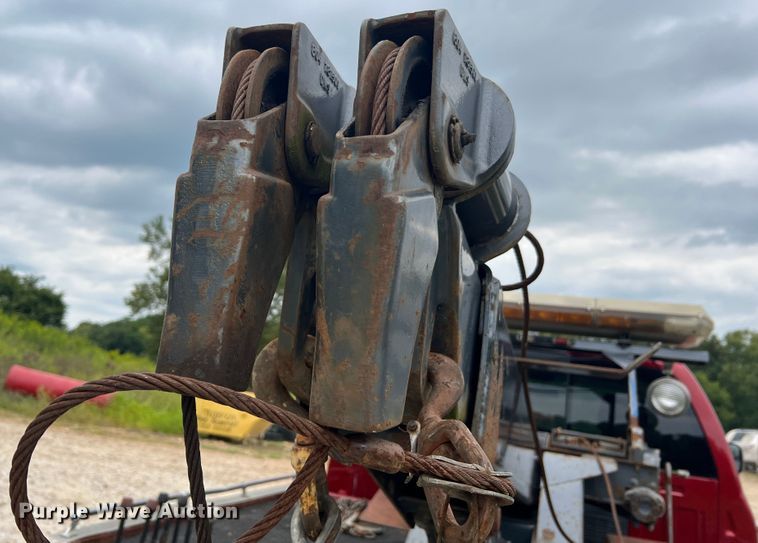 image for item MR9855 2007 Dodge Ram 3500HD Laramie  Quad Cab tow truck