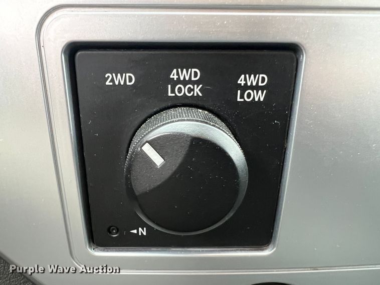 image for item MR9855 2007 Dodge Ram 3500HD Laramie  Quad Cab tow truck