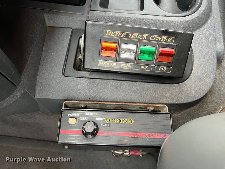 image for item MR9855 2007 Dodge Ram 3500HD Laramie  Quad Cab tow truck