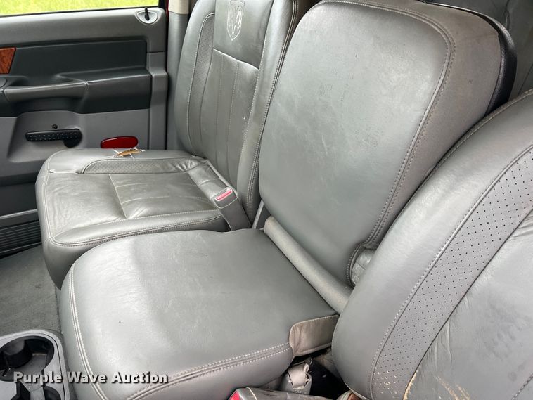 image for item MR9855 2007 Dodge Ram 3500HD Laramie  Quad Cab tow truck