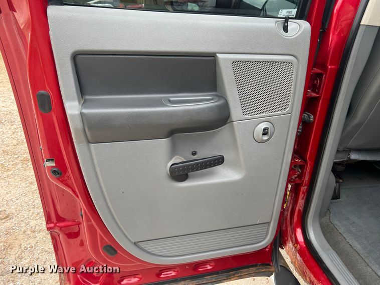 image for item MR9855 2007 Dodge Ram 3500HD Laramie  Quad Cab tow truck