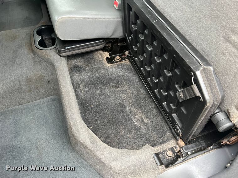 image for item MR9855 2007 Dodge Ram 3500HD Laramie  Quad Cab tow truck