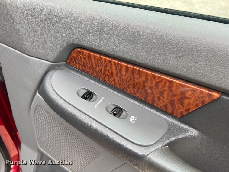 image for item MR9855 2007 Dodge Ram 3500HD Laramie  Quad Cab tow truck