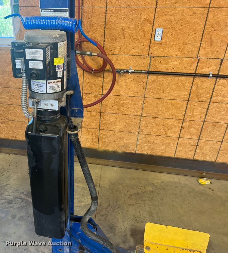 image for item MR9866 BendPak HDS-14  four post automotive lift