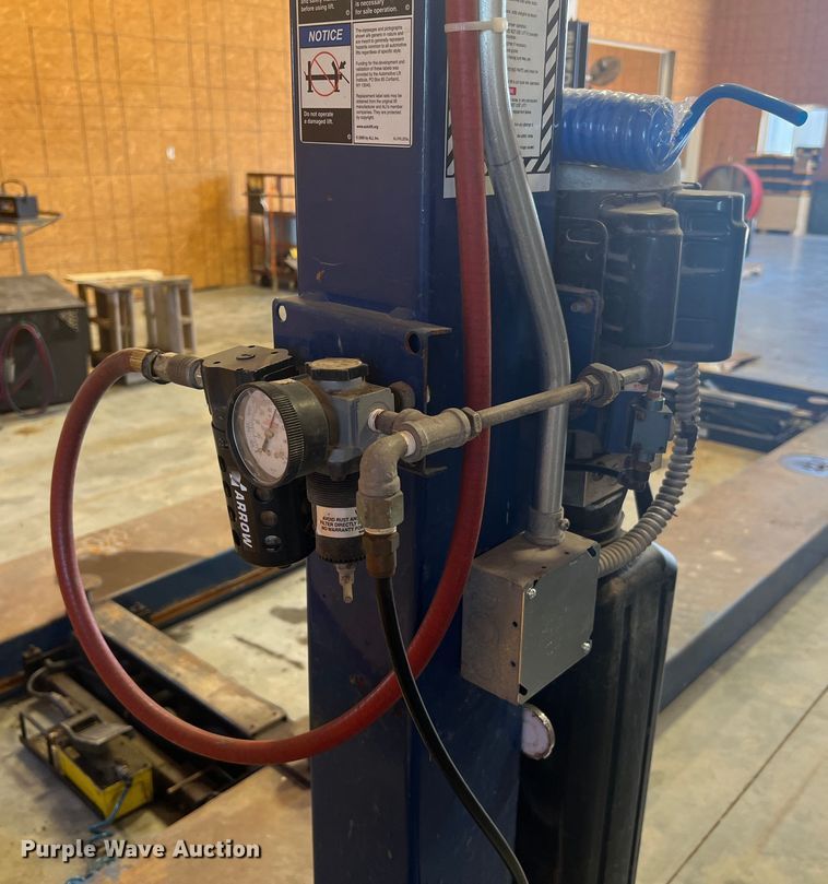 image for item MR9866 BendPak HDS-14  four post automotive lift