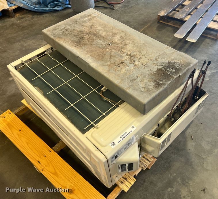 image for item MR9867 (4) Lennox heat pumps