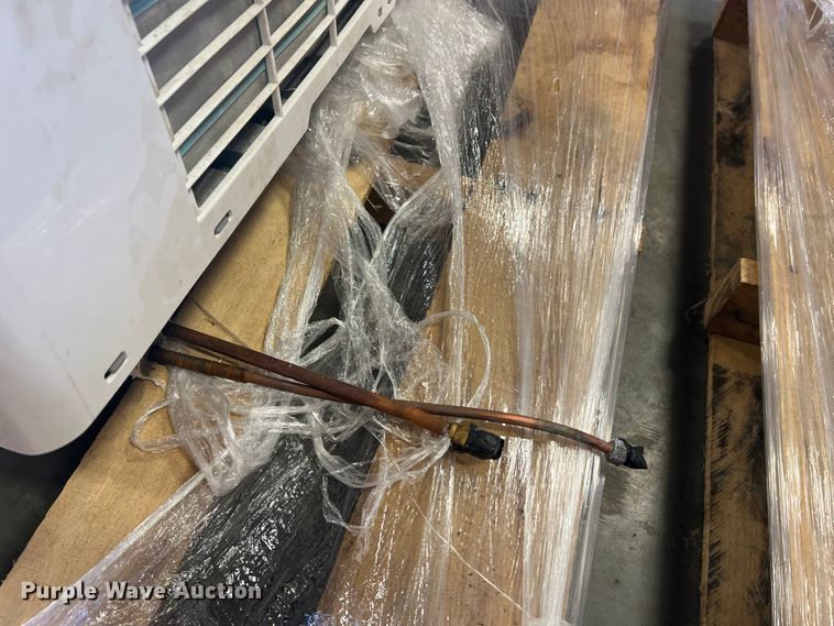 image for item MR9867 (4) Lennox heat pumps