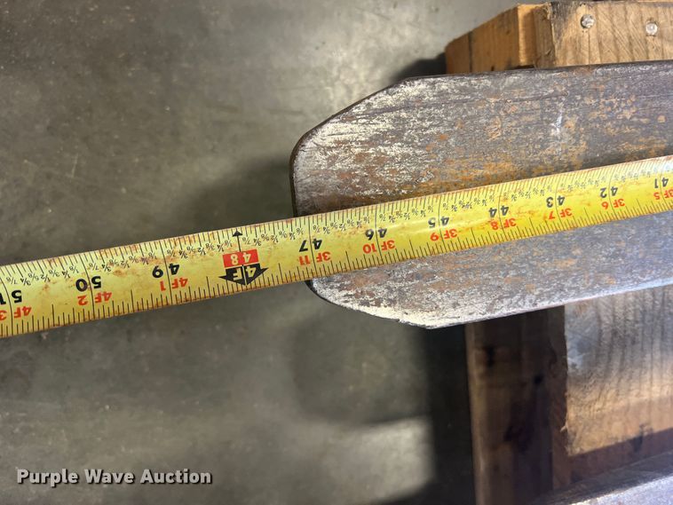 image for item MR9868 (2) sets of forks