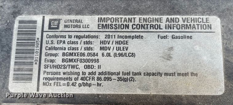 image for item MU9207 2011 Chevrolet Express G3500  box truck