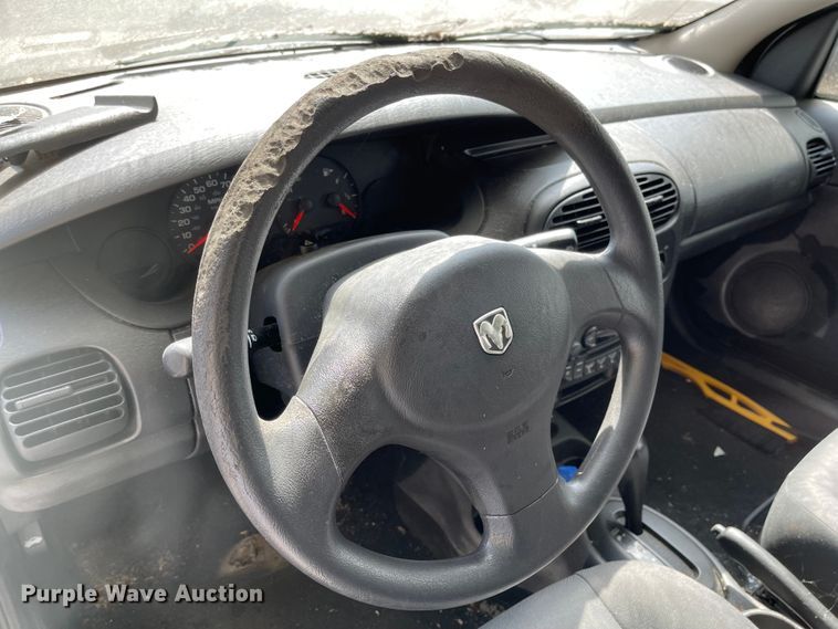 image for item MU9214 2005 Dodge Neon