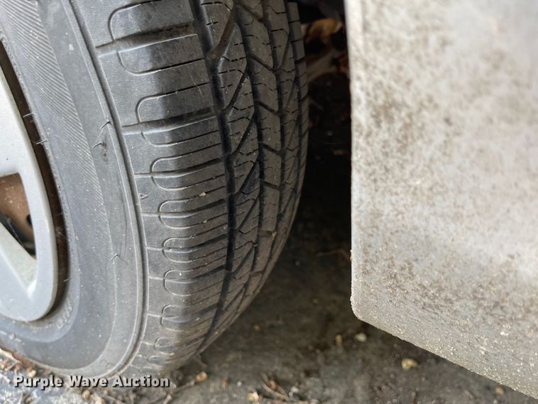 image for item MU9214 2005 Dodge Neon