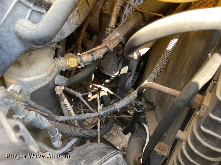 image for item MU9219 1999 GMC G3500  box truck