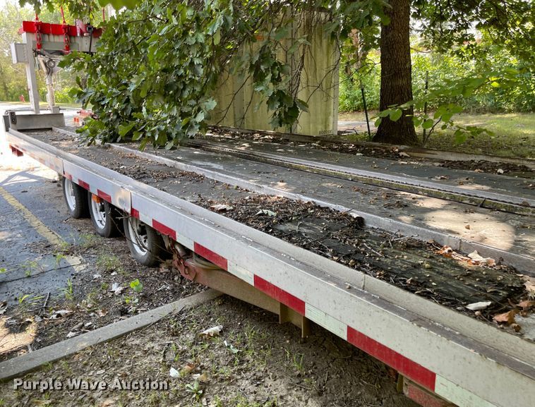 image for item MU9220 2008 A.M. Haire RCGTT9623SS  equipment trailer