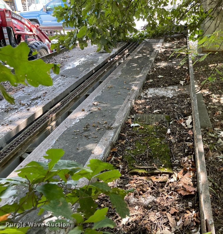 image for item MU9220 2008 A.M. Haire RCGTT9623SS  equipment trailer