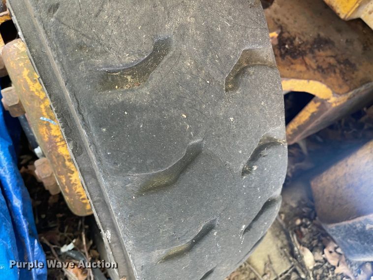 image for item MU9221 Hyster Challenger 110  forklift