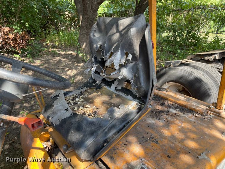 image for item MU9222 Allis Chalmers E50-LF-FV  forklift