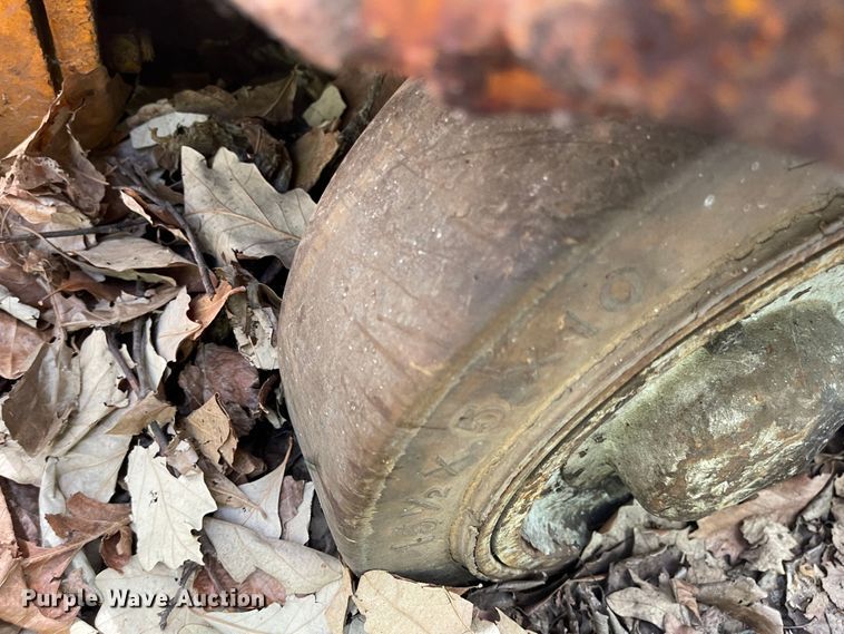 image for item MU9222 Allis Chalmers E50-LF-FV  forklift