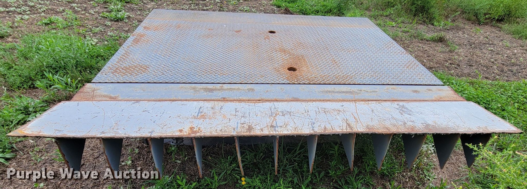 Pioneer loading dock in Pacific Junction, IA Item JZ9188 sold