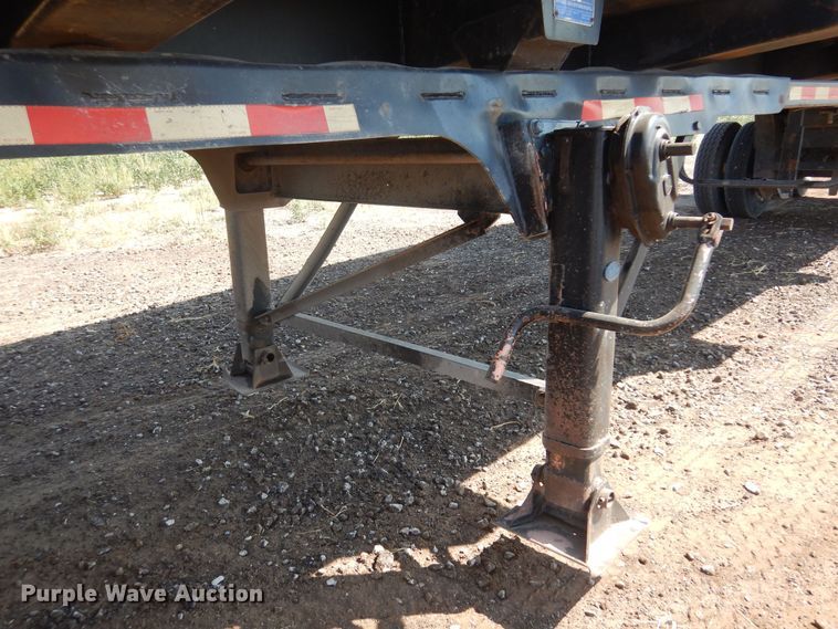 image for item DB7793 2002 Clements HL3966-ATP  end dump trailer