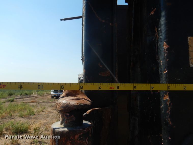 image for item DB7793 2002 Clements HL3966-ATP  end dump trailer