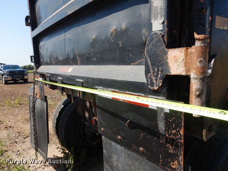 image for item DB7793 2002 Clements HL3966-ATP  end dump trailer