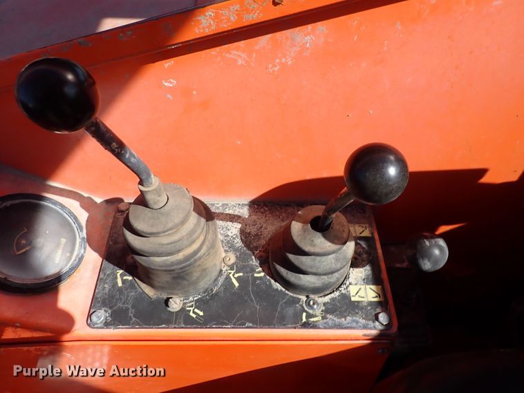 image for item DF8404 2008 SkyTrak 6042  telehandler