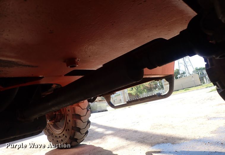 image for item DF8404 2008 SkyTrak 6042  telehandler