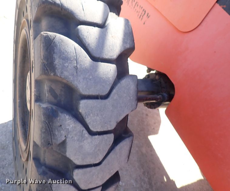 image for item DF8404 2008 SkyTrak 6042  telehandler