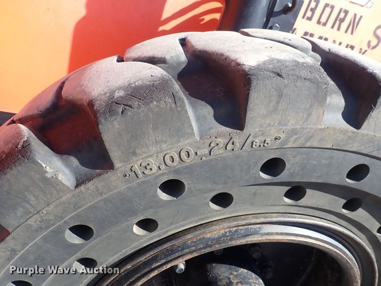 image for item DF8404 2008 SkyTrak 6042  telehandler