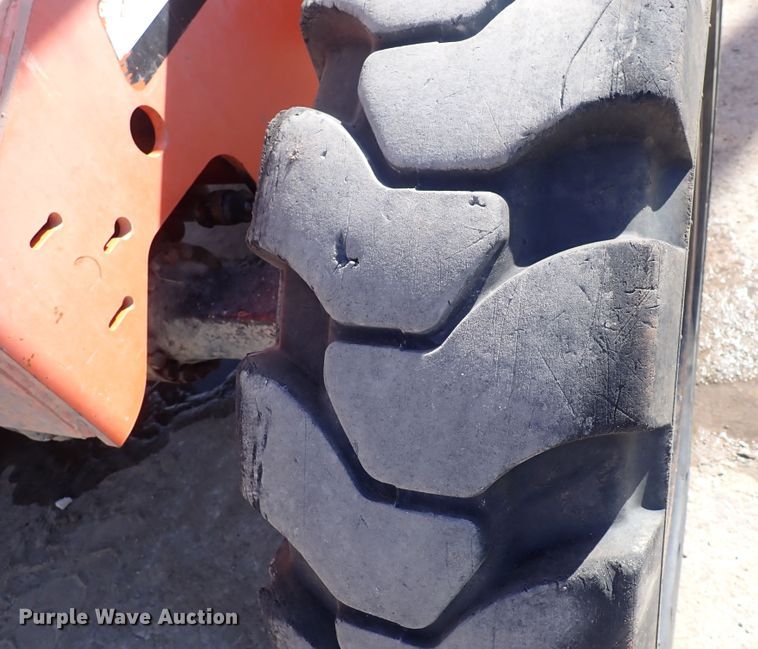 image for item DF8404 2008 SkyTrak 6042  telehandler