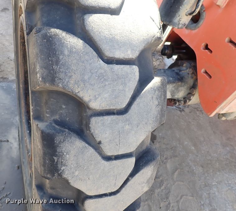 image for item DF8404 2008 SkyTrak 6042  telehandler