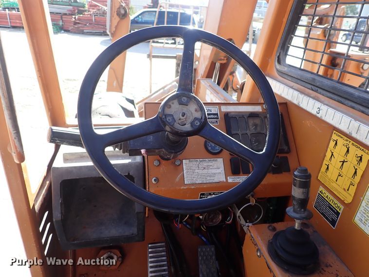 image for item DF8405 2001 Lull 1044C-54  telehandler