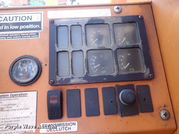 image for item DF8405 2001 Lull 1044C-54  telehandler