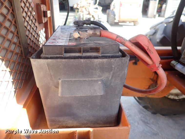 image for item DF8405 2001 Lull 1044C-54  telehandler