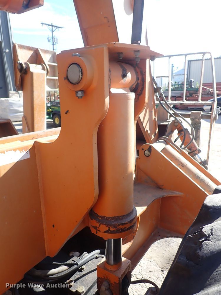 image for item DF8405 2001 Lull 1044C-54  telehandler