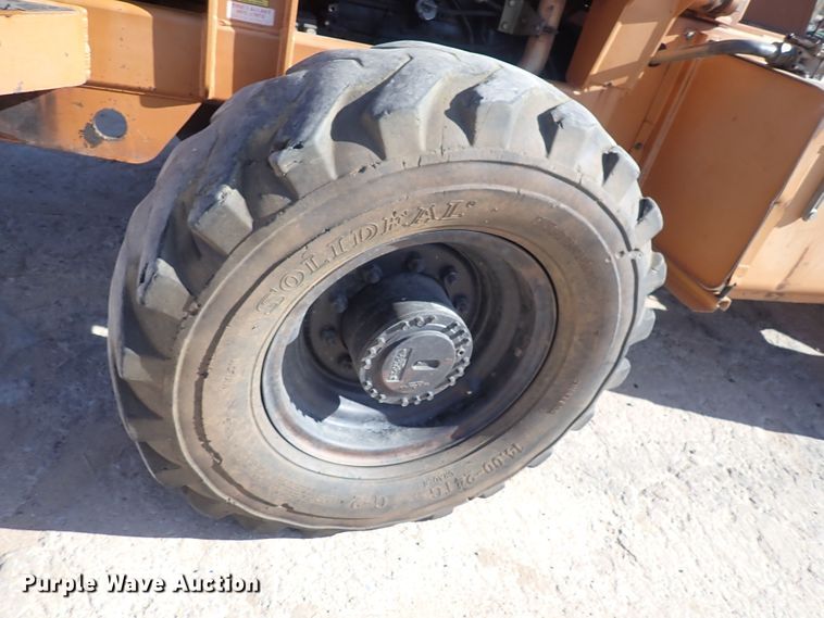 image for item DF8405 2001 Lull 1044C-54  telehandler