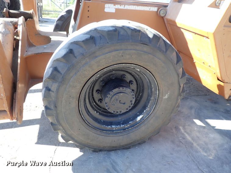 image for item DF8405 2001 Lull 1044C-54  telehandler