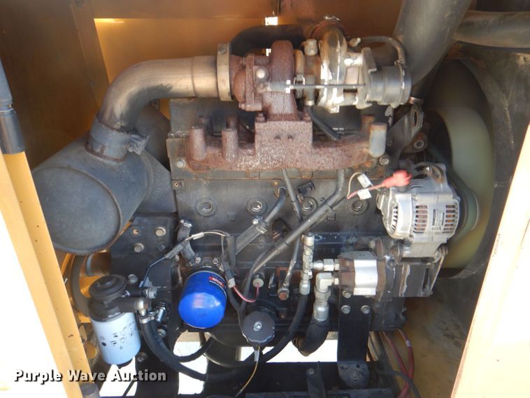 image for item DH7510 2013 Vermeer BC1000XL  wood chipper