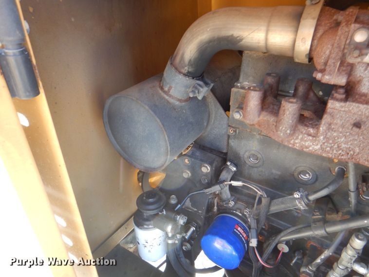 image for item DH7510 2013 Vermeer BC1000XL  wood chipper