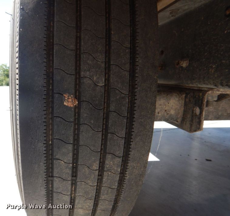 image for item DH7511 2011 Vermeer BC1000XL  wood chipper