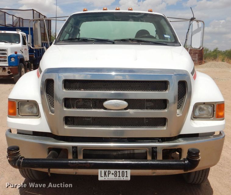 image for item DJ8983 2007 Ford F650 Super Duty  water truck