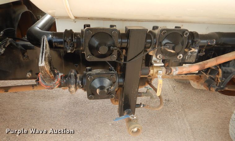 image for item DJ8983 2007 Ford F650 Super Duty  water truck