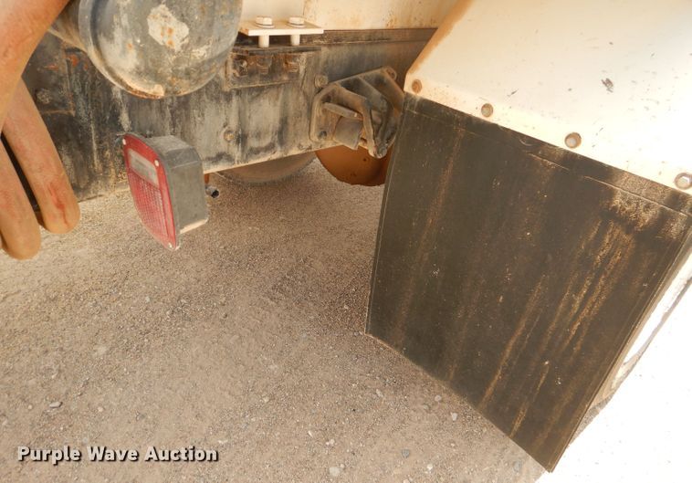 image for item DJ8983 2007 Ford F650 Super Duty  water truck