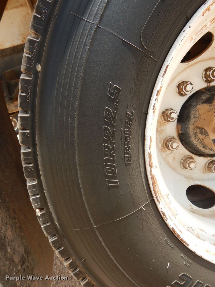 image for item DJ8983 2007 Ford F650 Super Duty  water truck